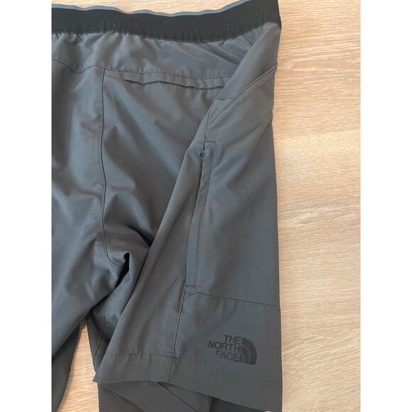 The North Face Men’s Paramount Active Short Gray Size 34 Lightweight Elastic - Picture 7 of 9